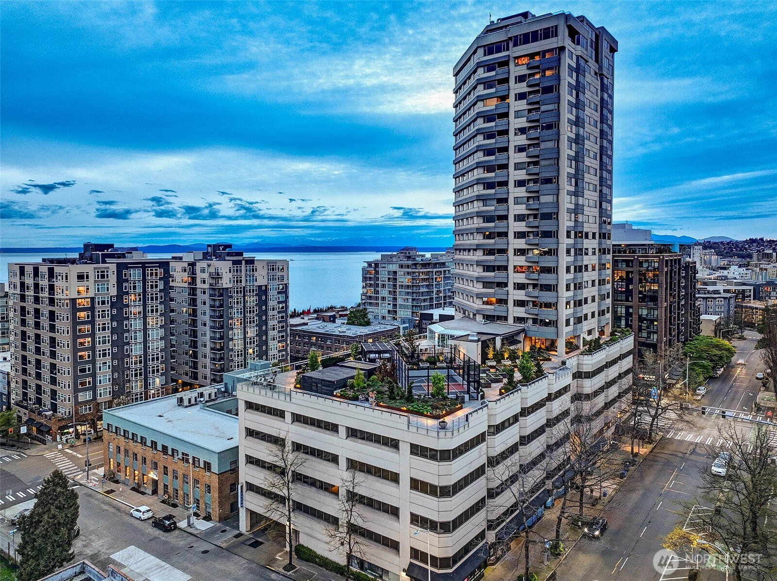2821 2nd Avenue #1005