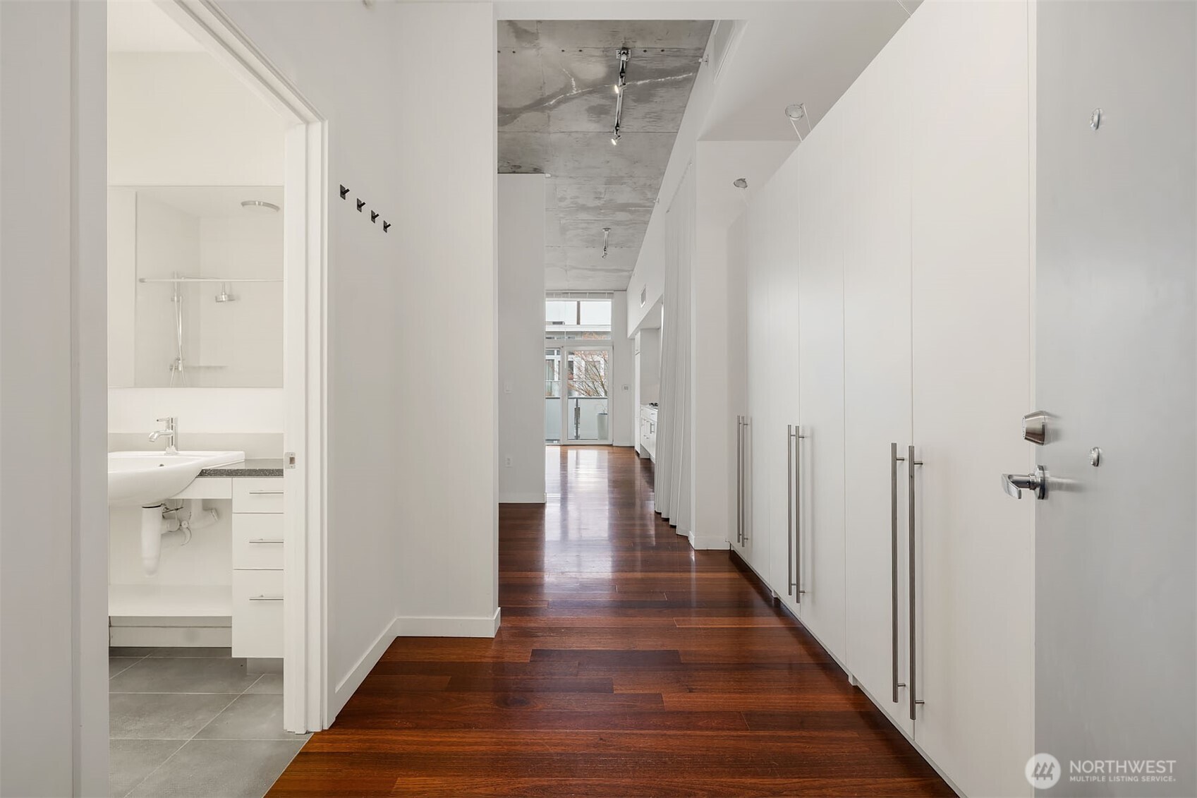 501 Roy Street #C341, Seattle, WA 98109, photo 4 of 34