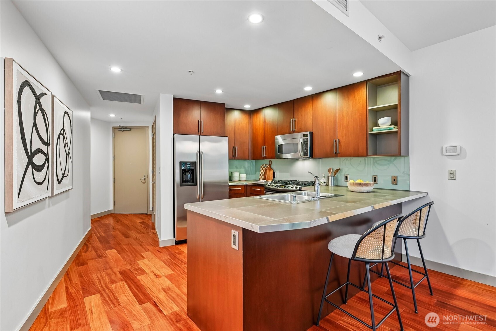 910 Lenora Street #S307, Seattle, WA 98121, photo 5 of 37