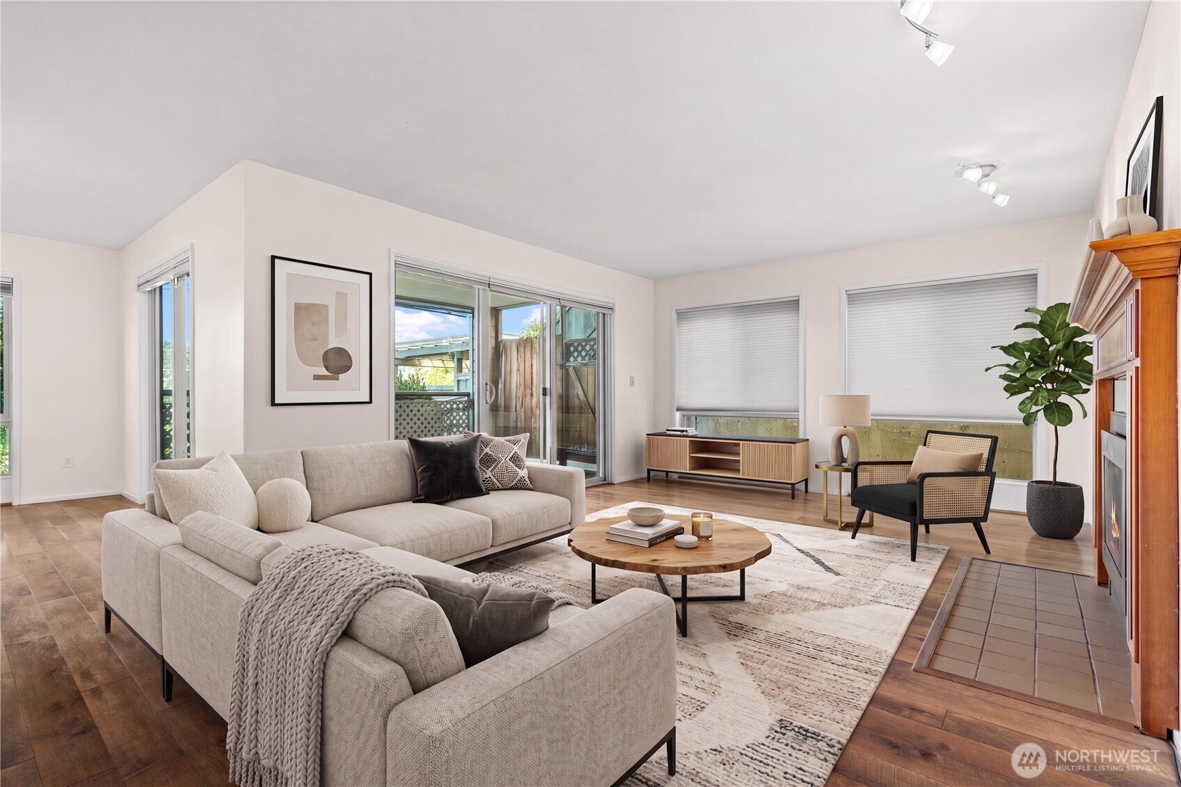 2811 14th W #101, Seattle, WA 98119, photo 5 of 31