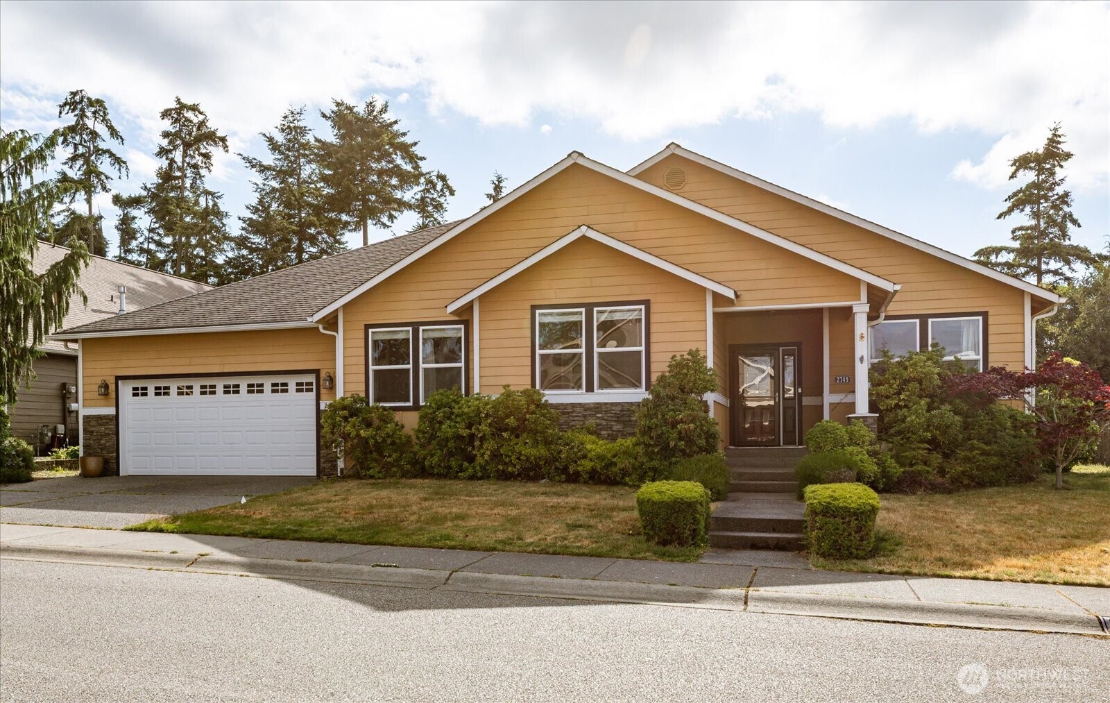 2749 SW Fairway Point Drive