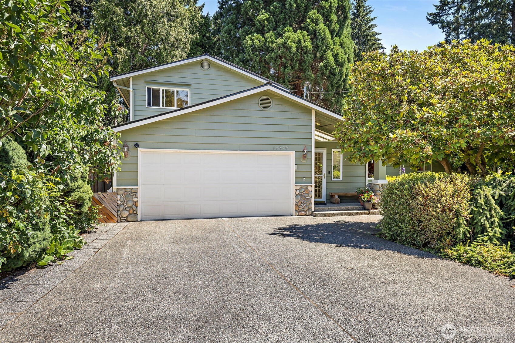 19810 98th Avenue NE