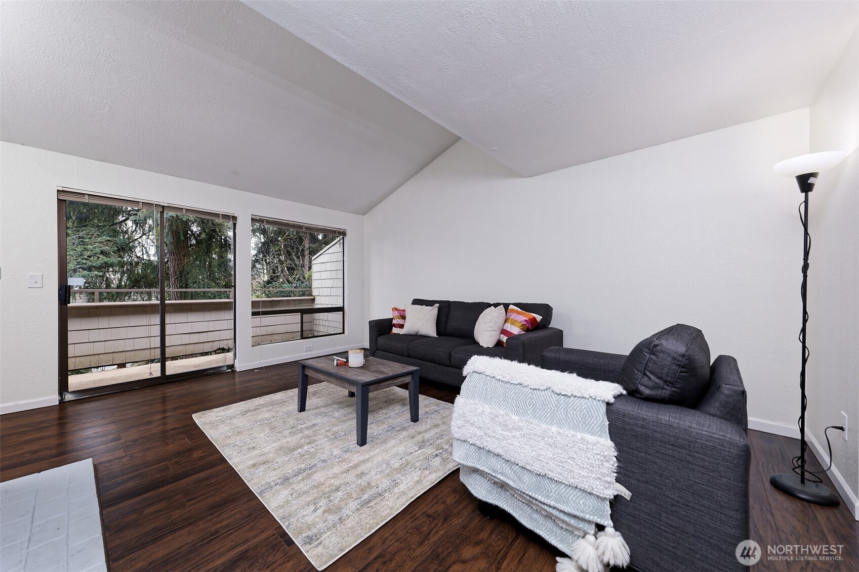 15120 Sunwood Boulevard #OO11, Seattle, WA 98188, photo 4 of 38