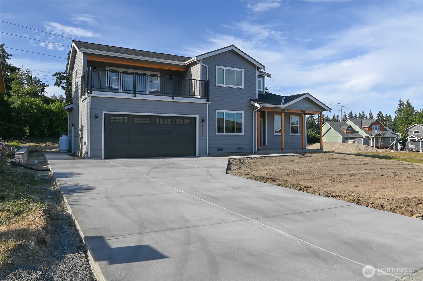 2427 Cambridge Court