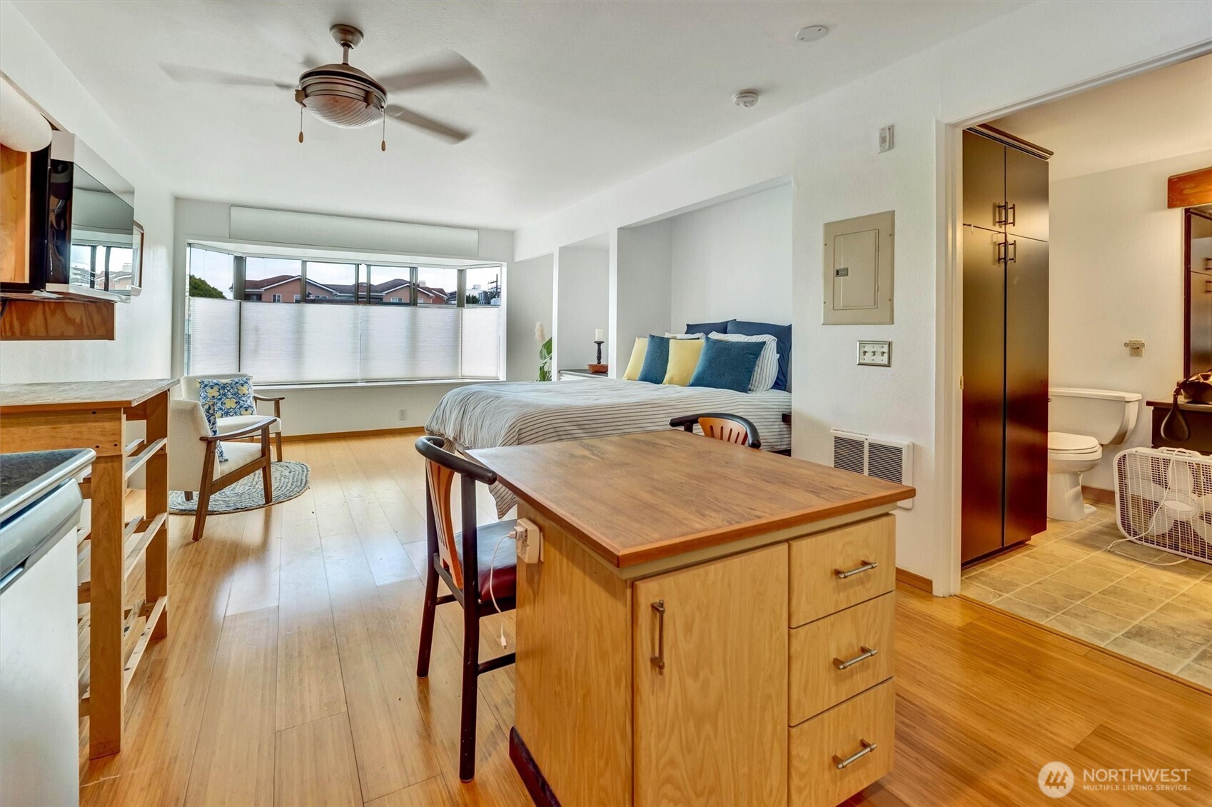 211 Summit Avenue E #N305, Seattle, WA 98102, photo 5 of 19