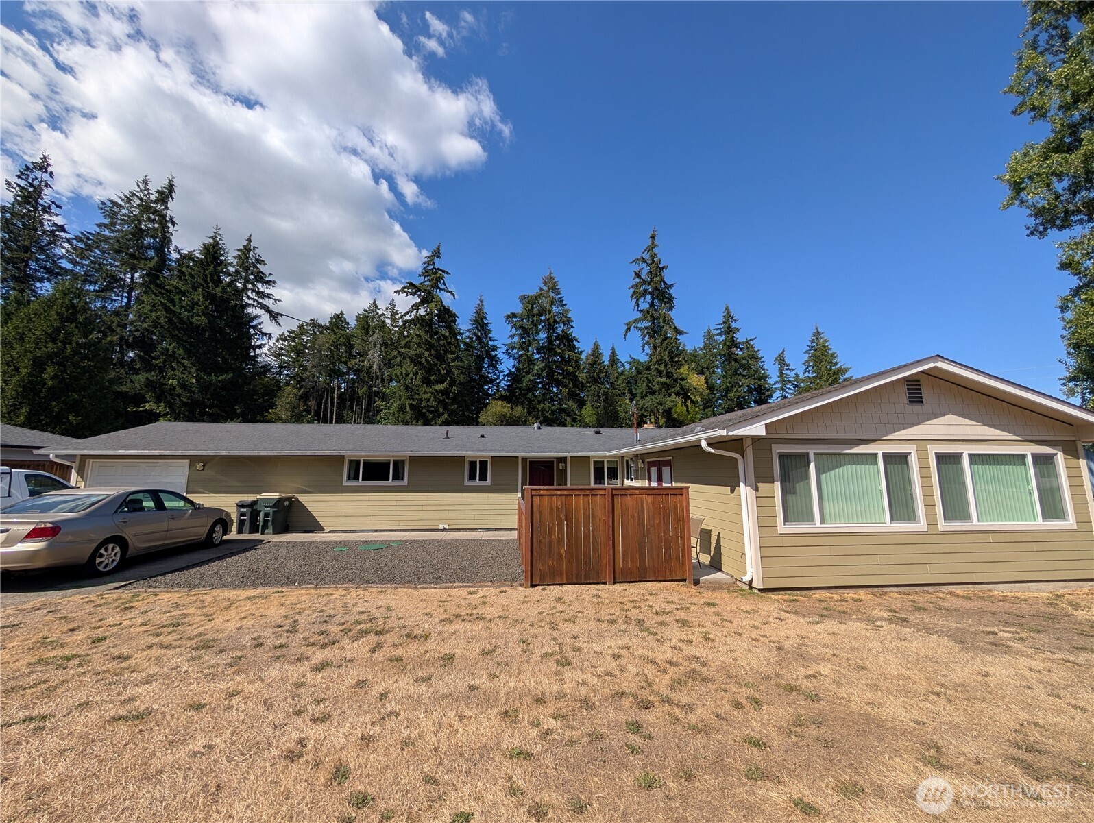 9428 Pacific Avenue SE