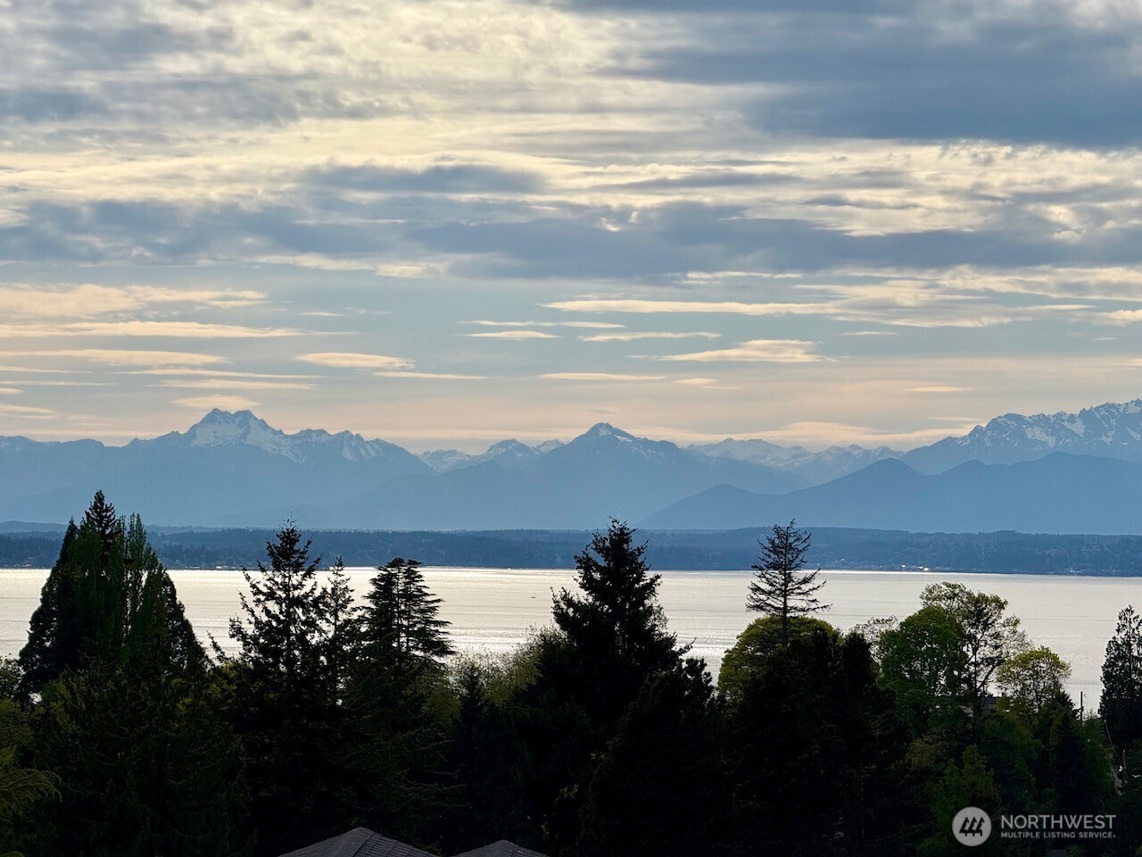 12060 8th Avenue NW #B, Seattle, WA 98177, photo 2 of 40
