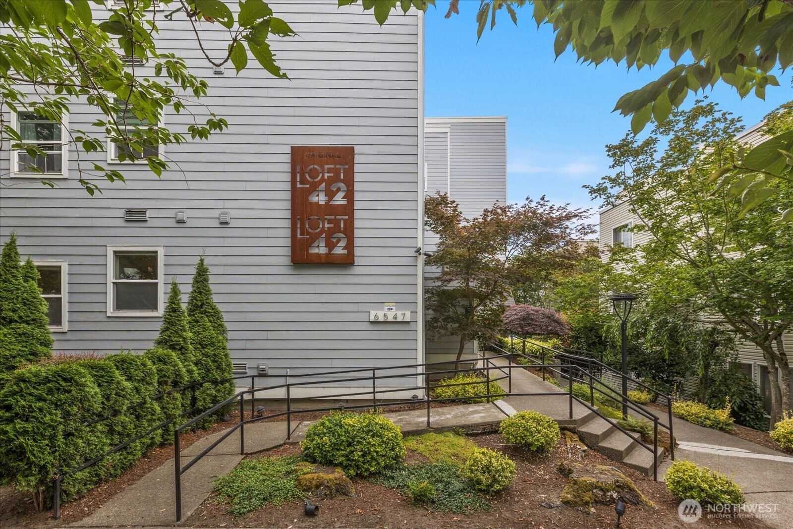 6547 42nd Avenue SW #205, Seattle, WA 98136, photo 3 of 26