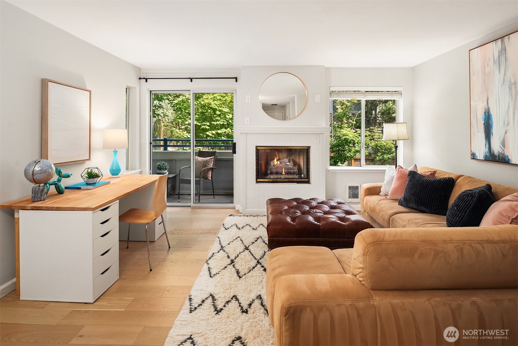 2244 13th Avenue W #313, Seattle, WA 98119, photo 3 of 26