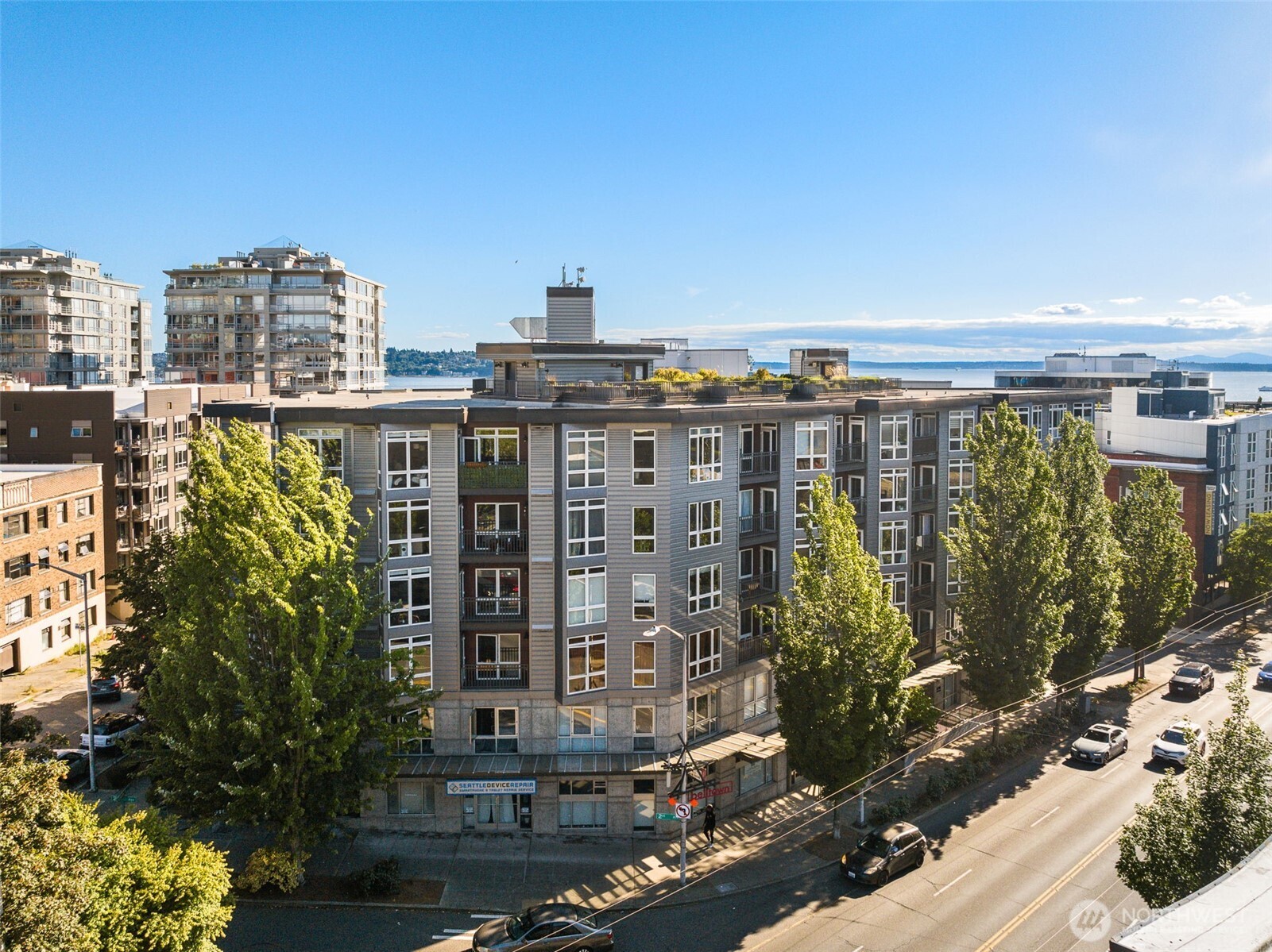 159 Denny Way #411, Seattle, WA 98109, photo 5 of 39