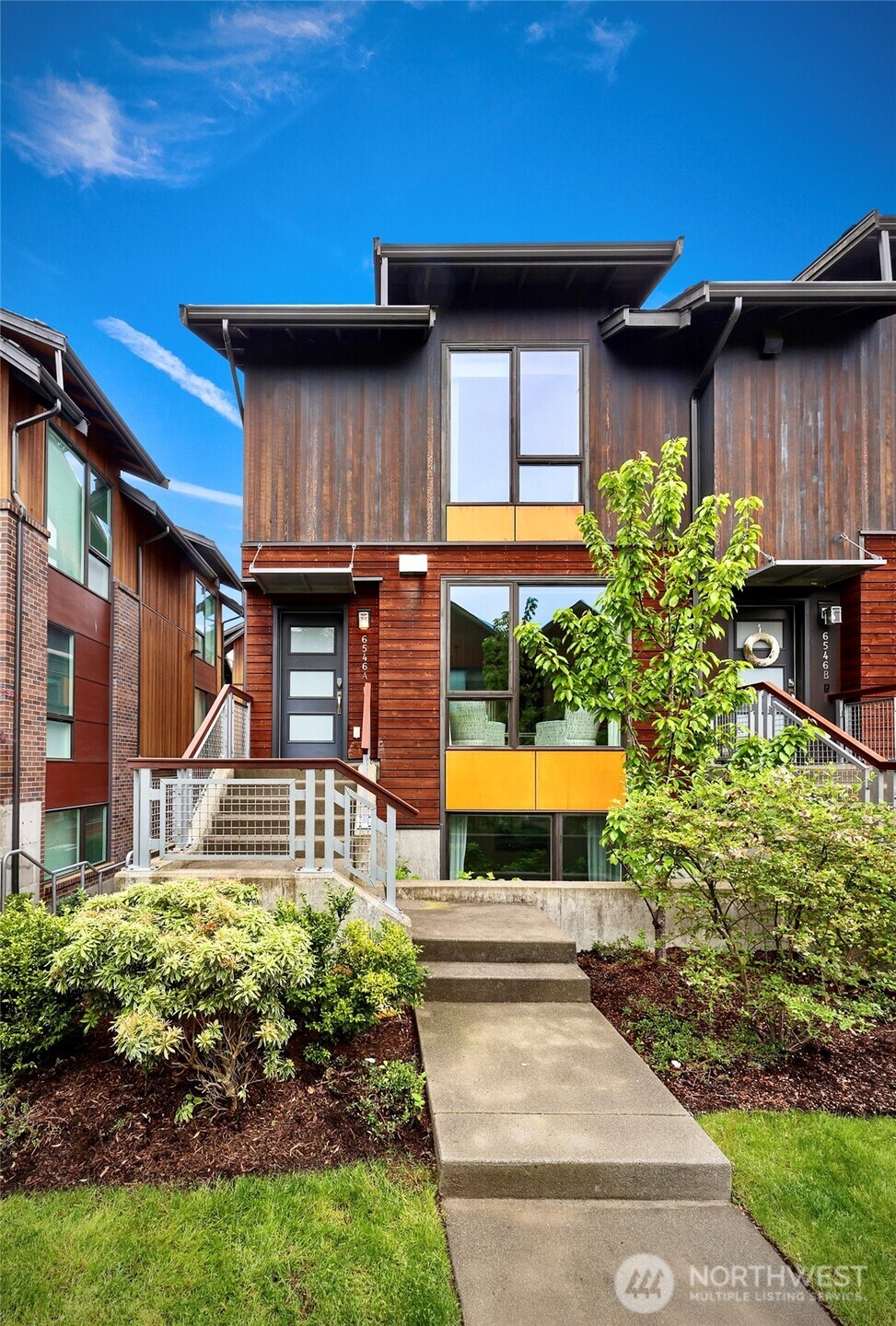 6546 32nd Avenue NE #A, Seattle, WA 98115, photo 3 of 41
