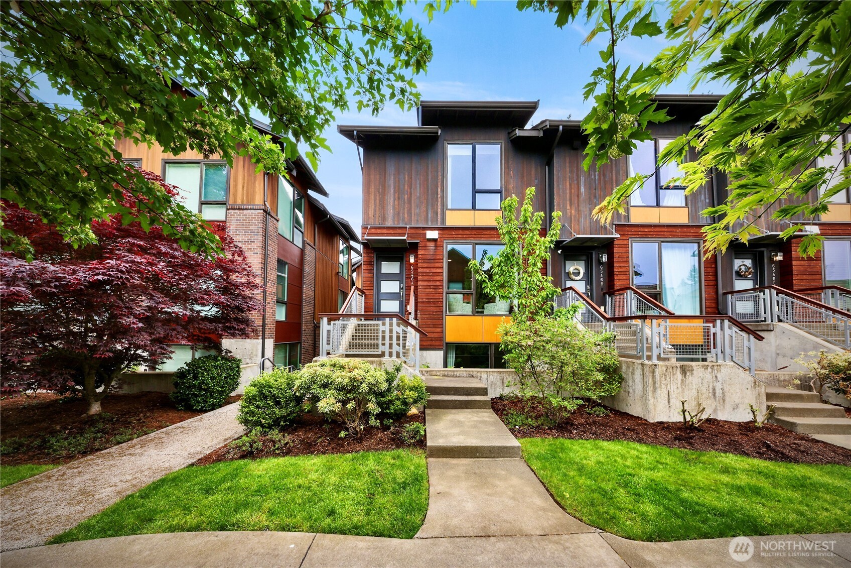 6546 32nd Avenue NE #A, Seattle, WA 98115, photo 4 of 41