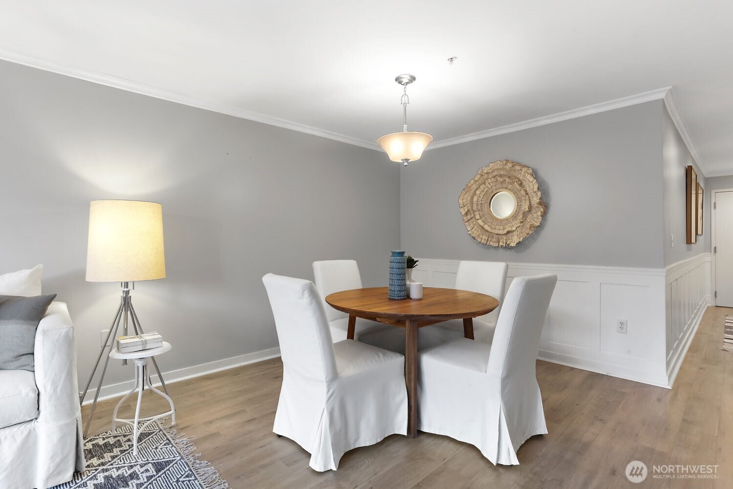 321 10th Avenue S #604, Seattle, WA 98104, photo 4 of 14