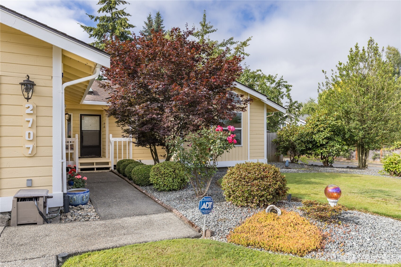 2707 S 366th Place