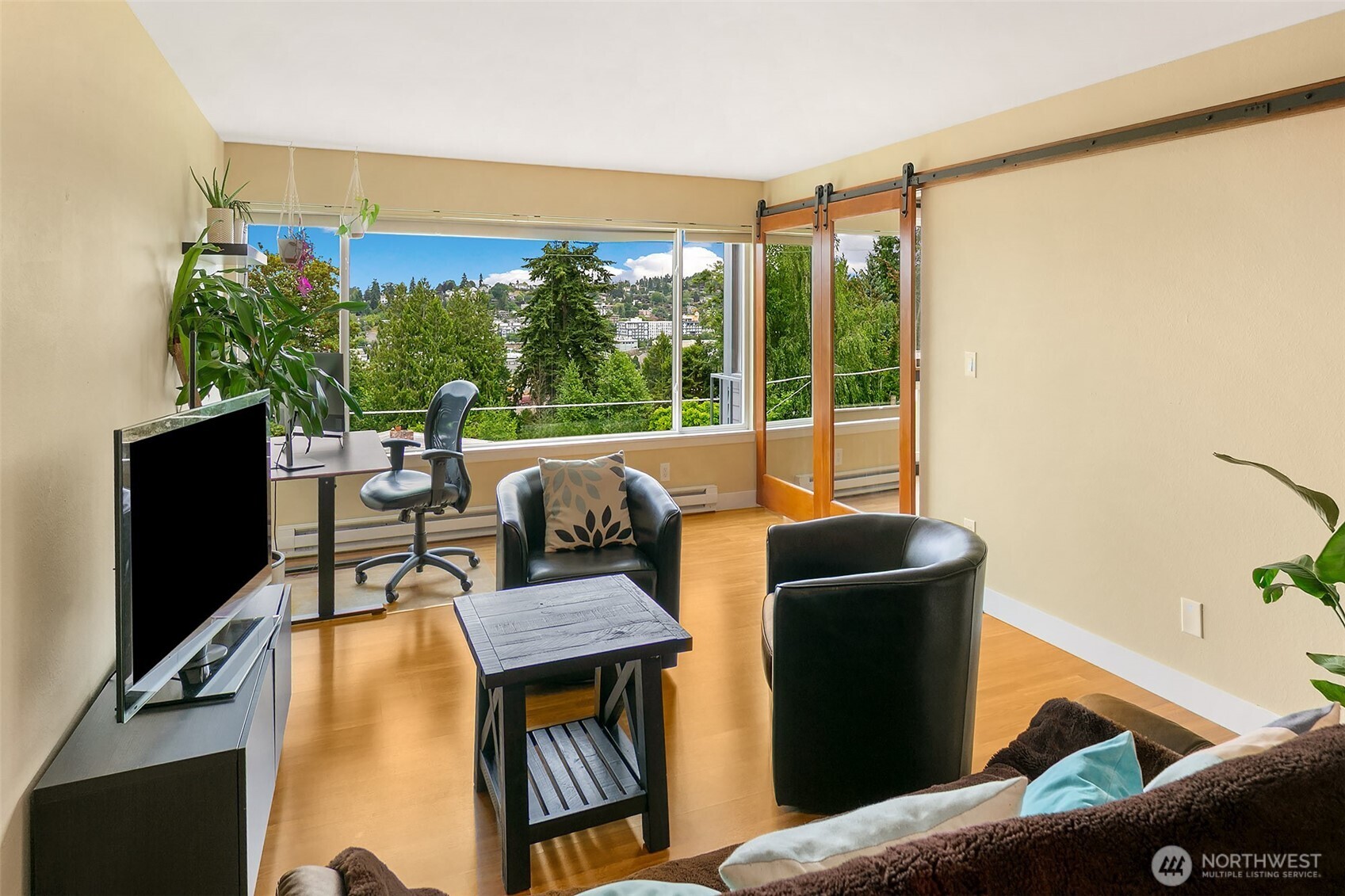 3601 24th Avenue W #305, Seattle, WA 98199, photo 2 of 28