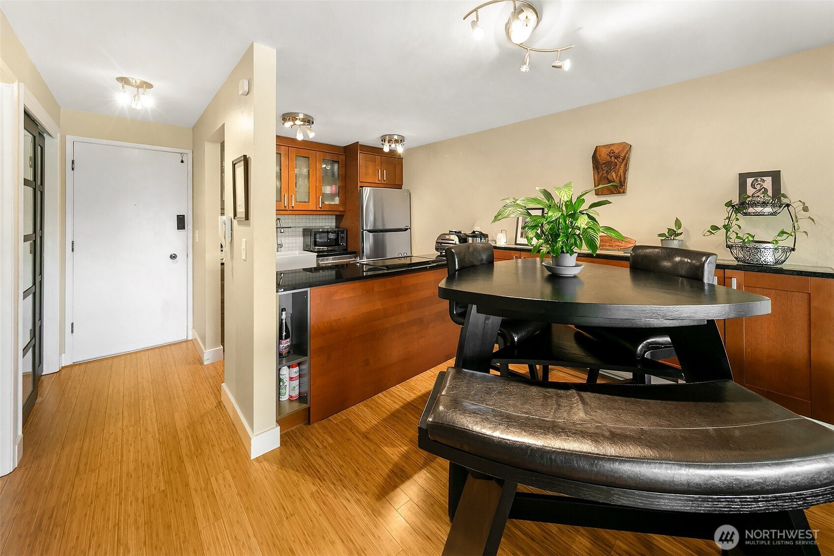 3601 24th Avenue W #305, Seattle, WA 98199, photo 4 of 28
