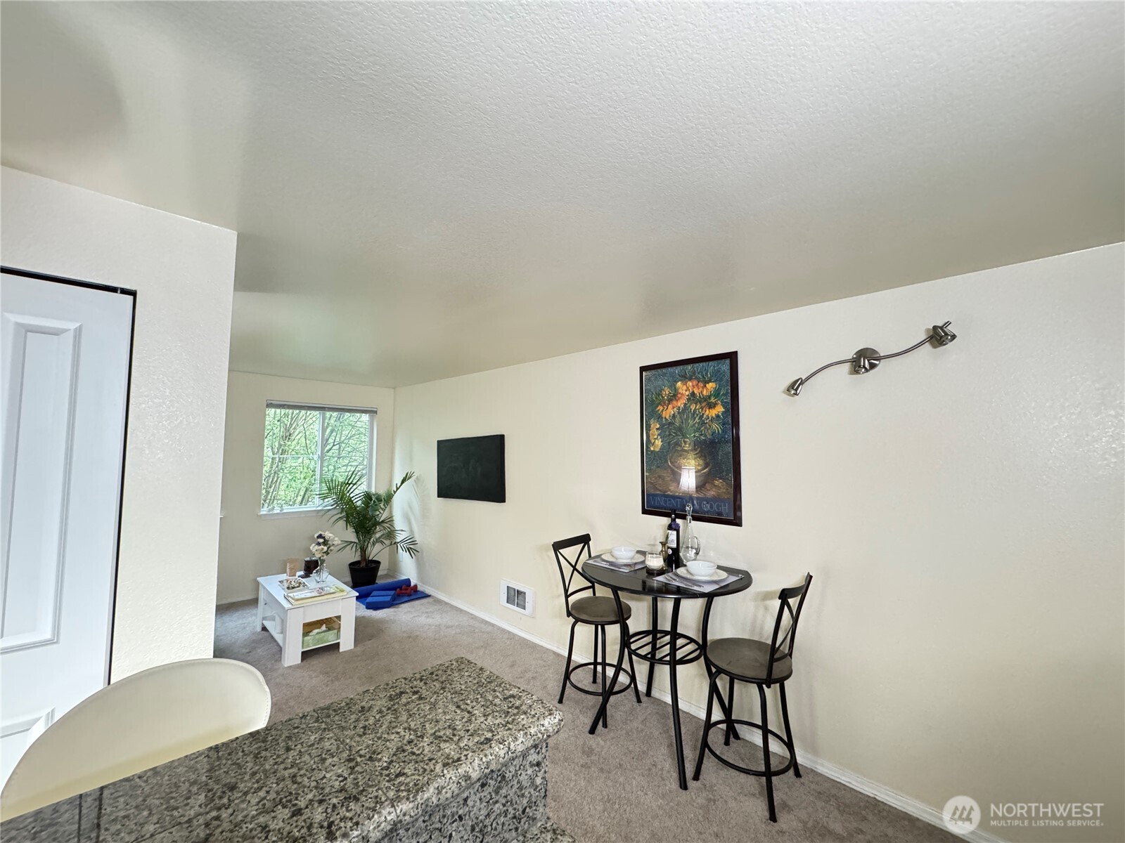 300 10th Avenue #B305, Seattle, WA 98122, photo 4 of 40