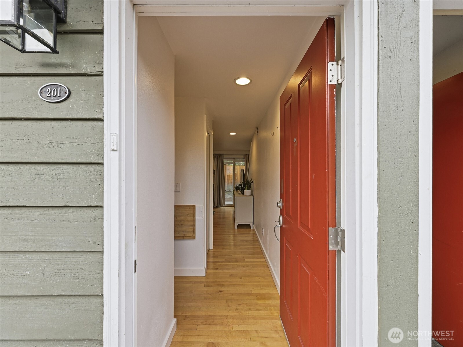 301 W Raye Street #201, Seattle, WA 98119, photo 2 of 37