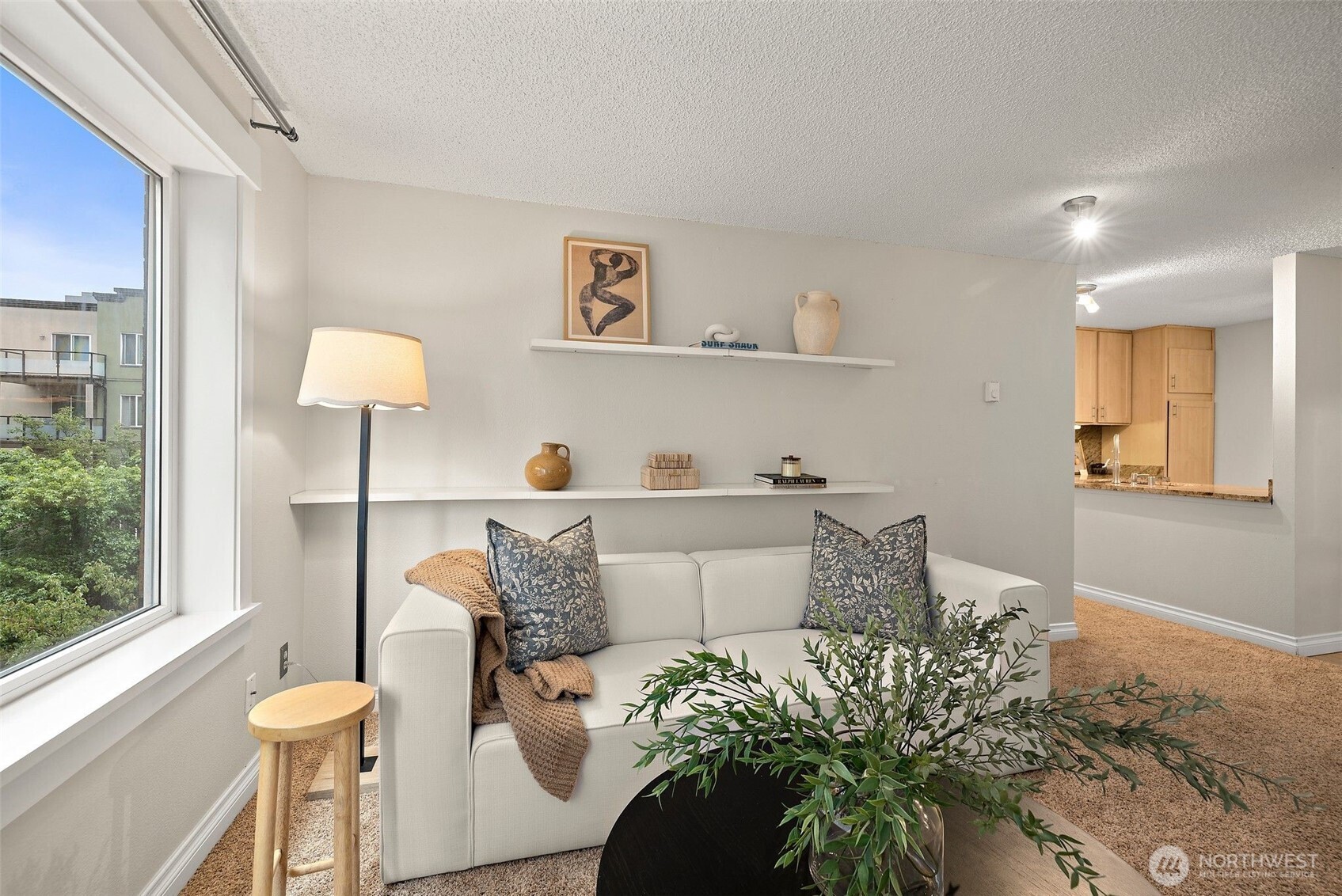 1300 University Street #4C, Seattle, WA 98101, photo 2 of 33