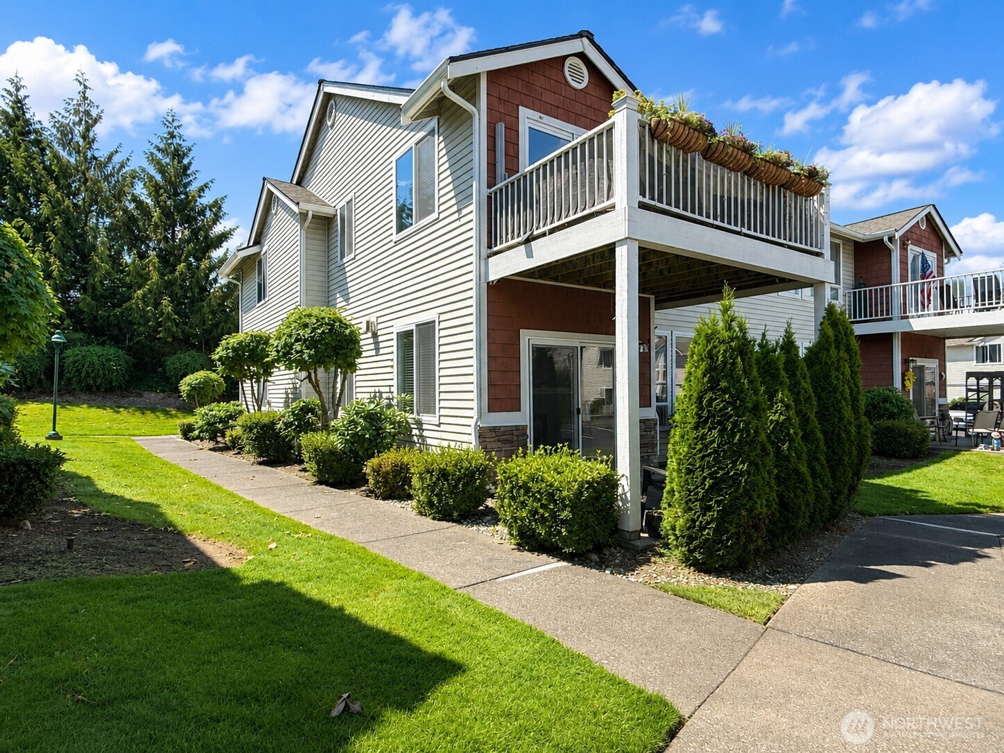 800 96th Avenue NE #i 102