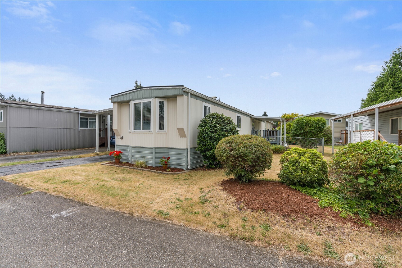 1111 Archwood Drive SW #321
