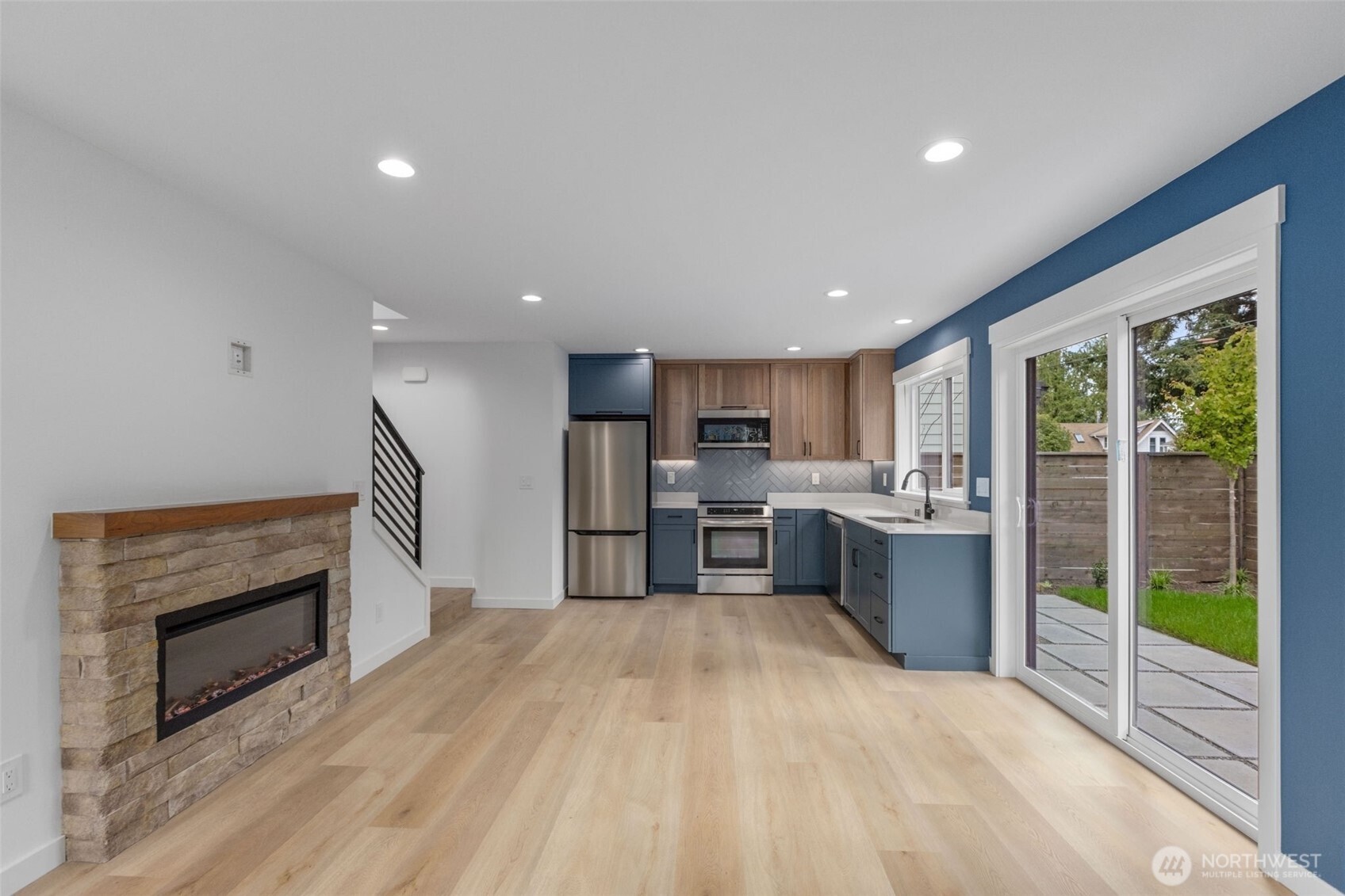 117 NW 112th Street, Seattle, WA 98177, photo 5 of 35