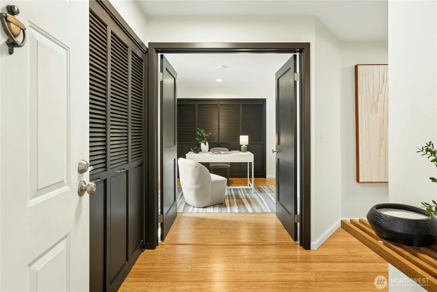 1617 Summit Avenue #23, Seattle, WA 98122, photo 3 of 34