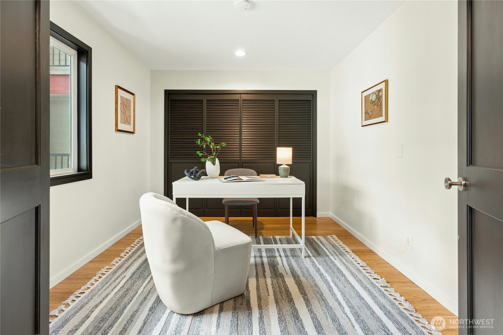1617 Summit Avenue #23, Seattle, WA 98122, photo 5 of 34