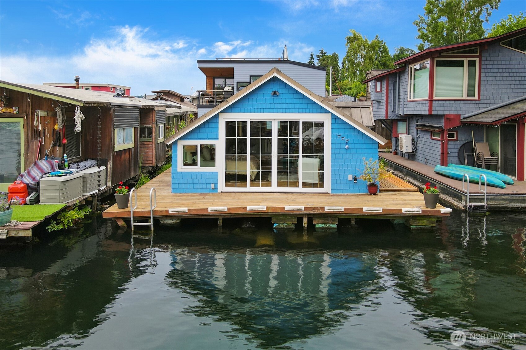 3146 Portage Bay Place E #B, Seattle, WA 98102, photo 3 of 40