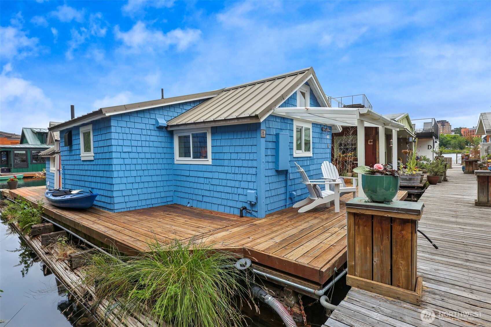3146 Portage Bay Place E #B, Seattle, WA 98102, photo 5 of 40