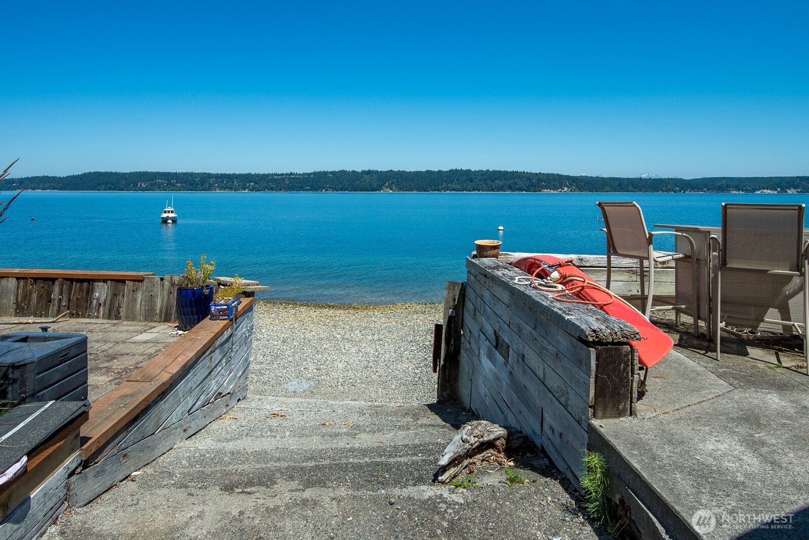 3365 Shoreline Drive, Camano Island, WA 98282, photo 2 of 4