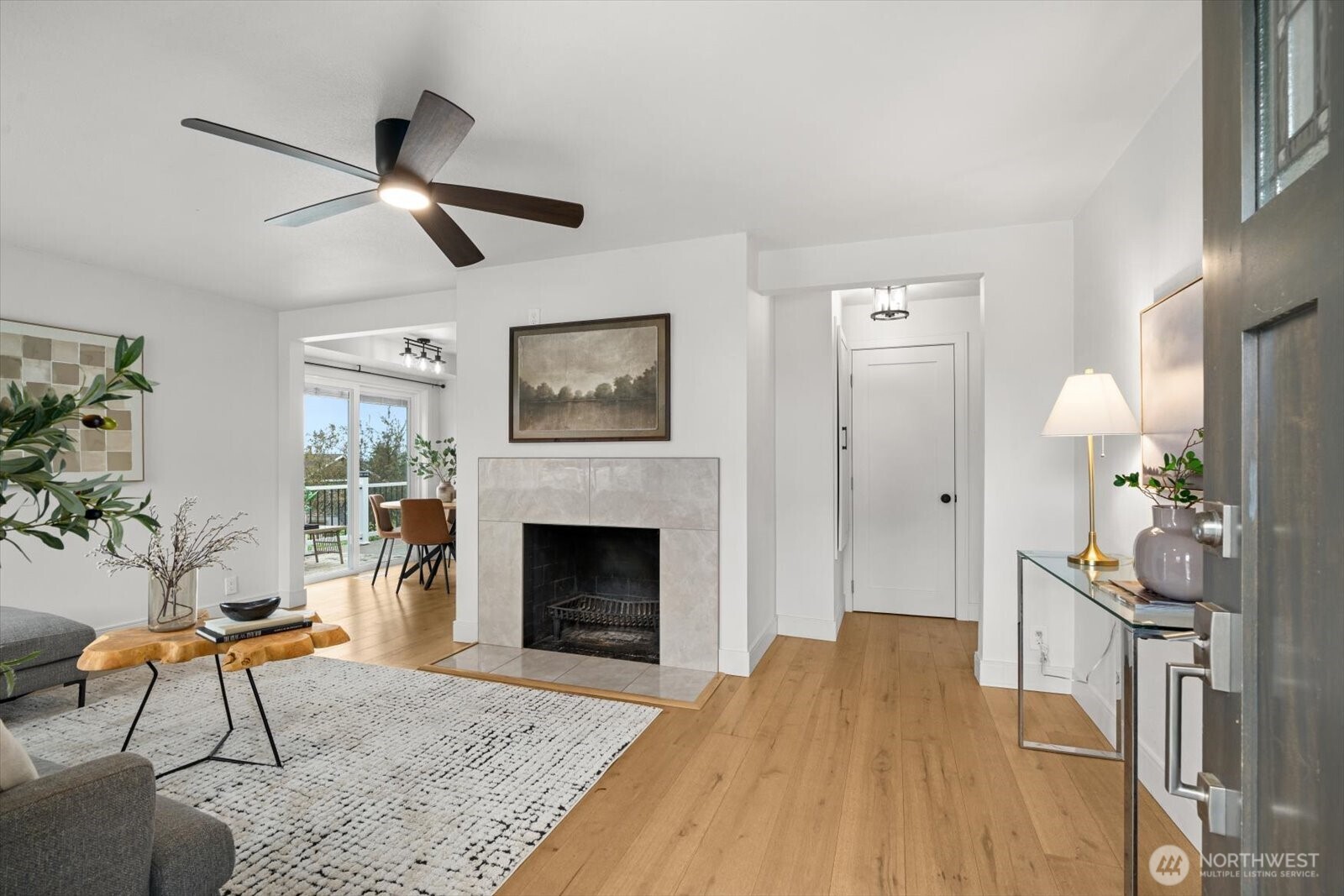 3903 SW Dakota Street, Seattle, WA 98116, photo 5 of 37