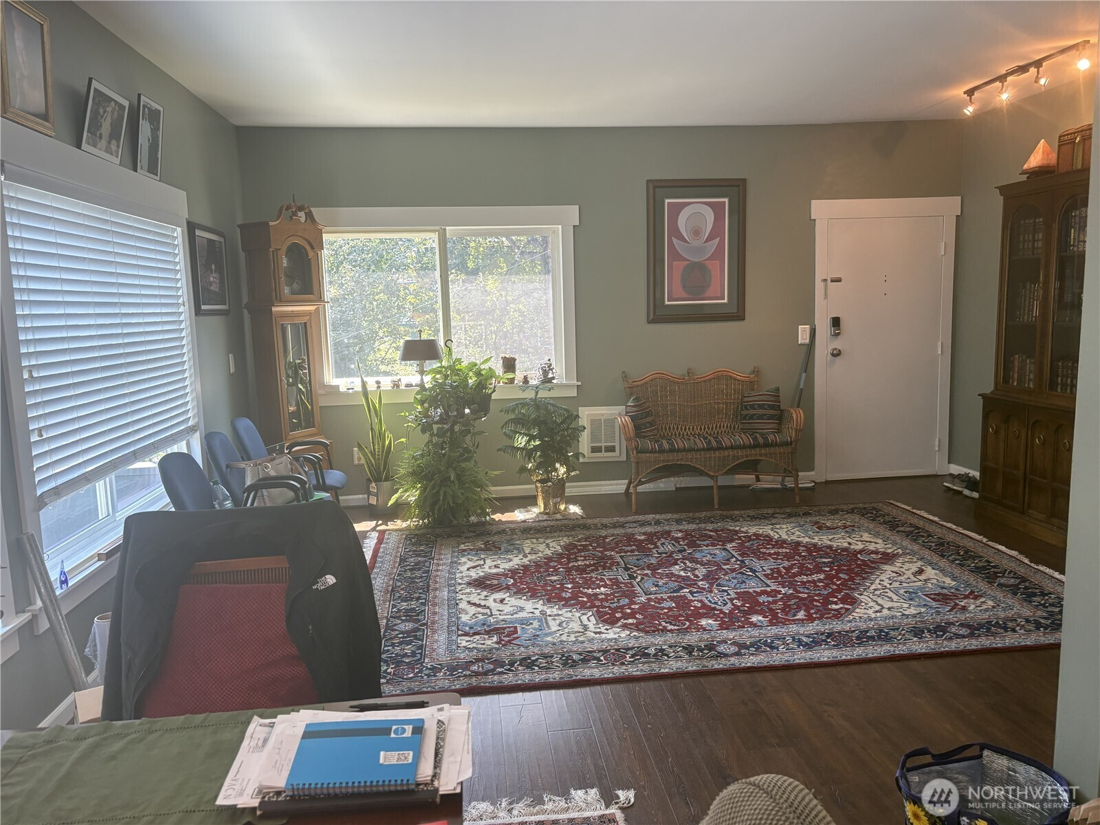 612 Prospect Street #102, Seattle, WA 98109, photo 5 of 14