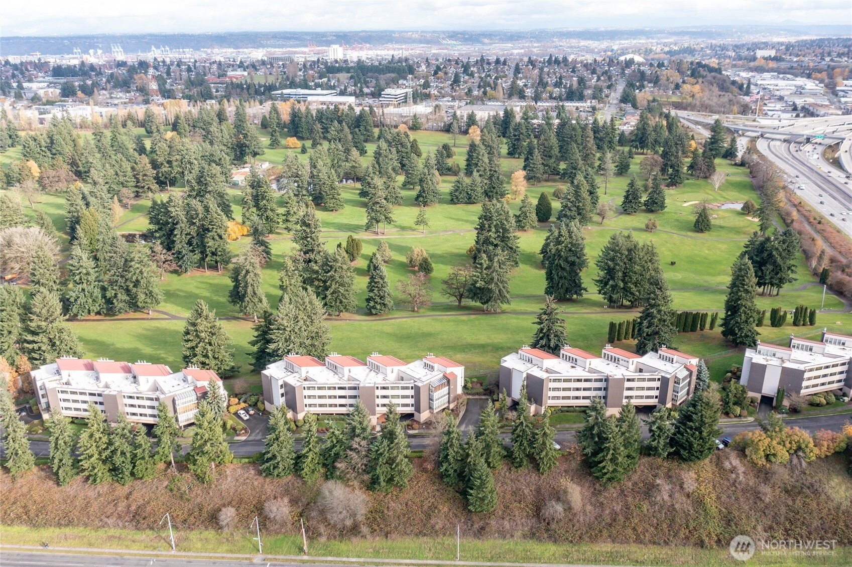 2615 S Cedar #408