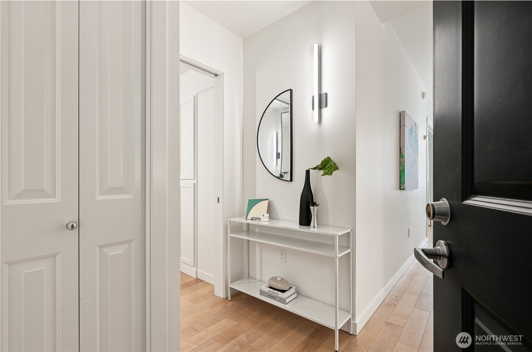 2607 Western Avenue #302, Seattle, WA 98121, photo 3 of 40
