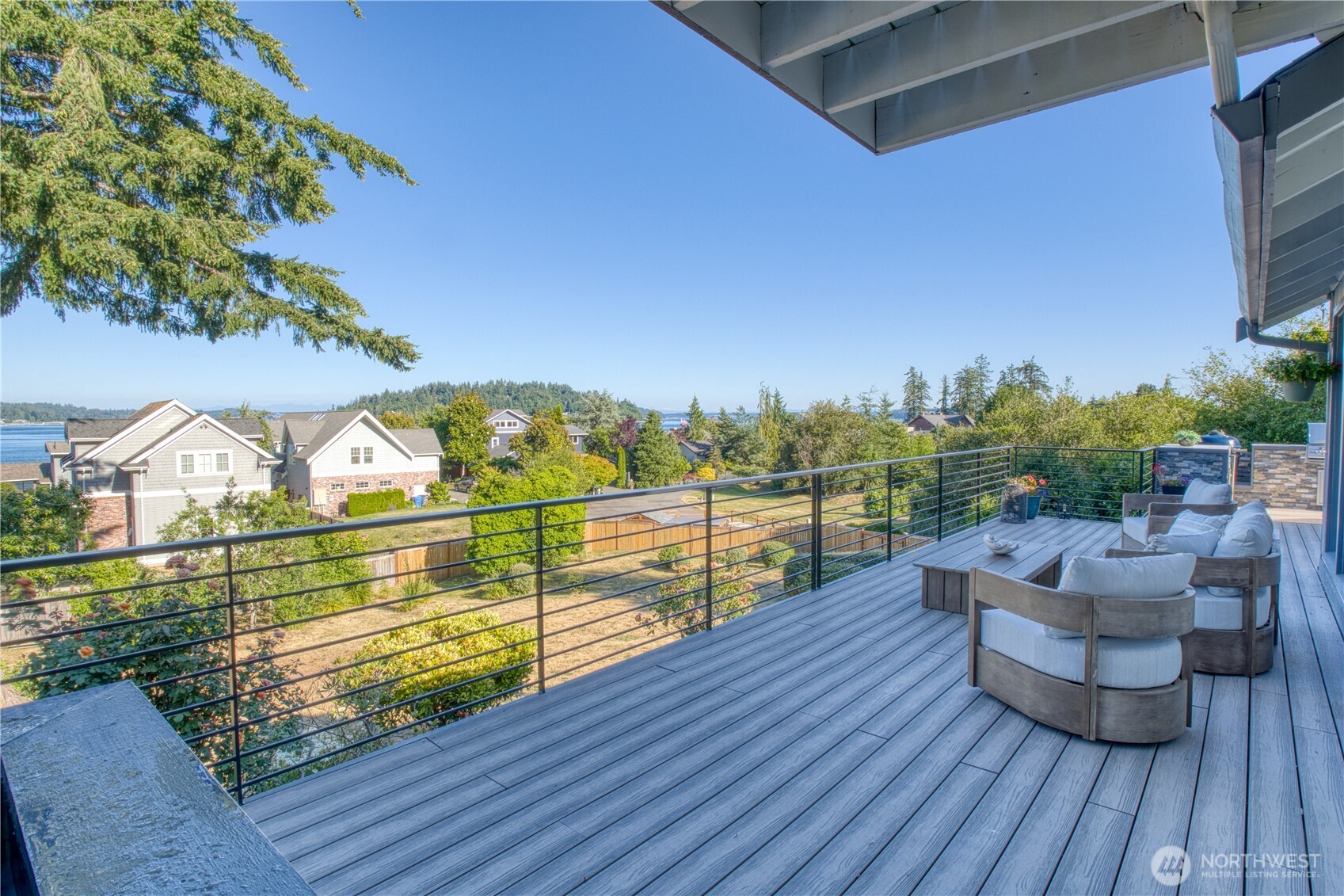2827 Moorelands Drive NW, Gig Harbor, WA 98335, photo 3 of 3