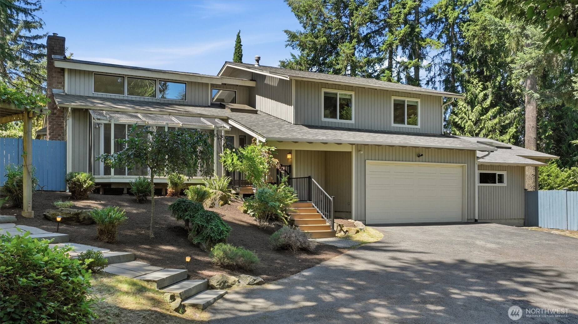2209 W Lake Sammamish Parkway NE
