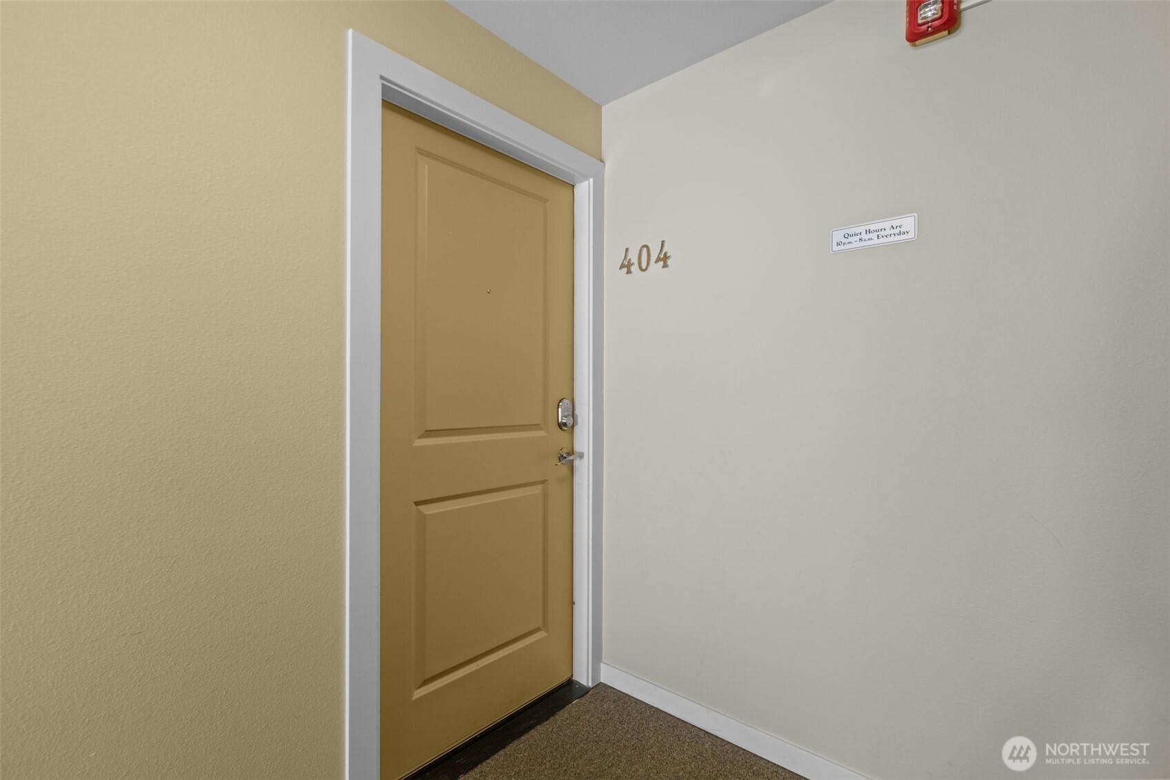 845 NE 125th Street #404, Seattle, WA 98125, photo 3 of 38