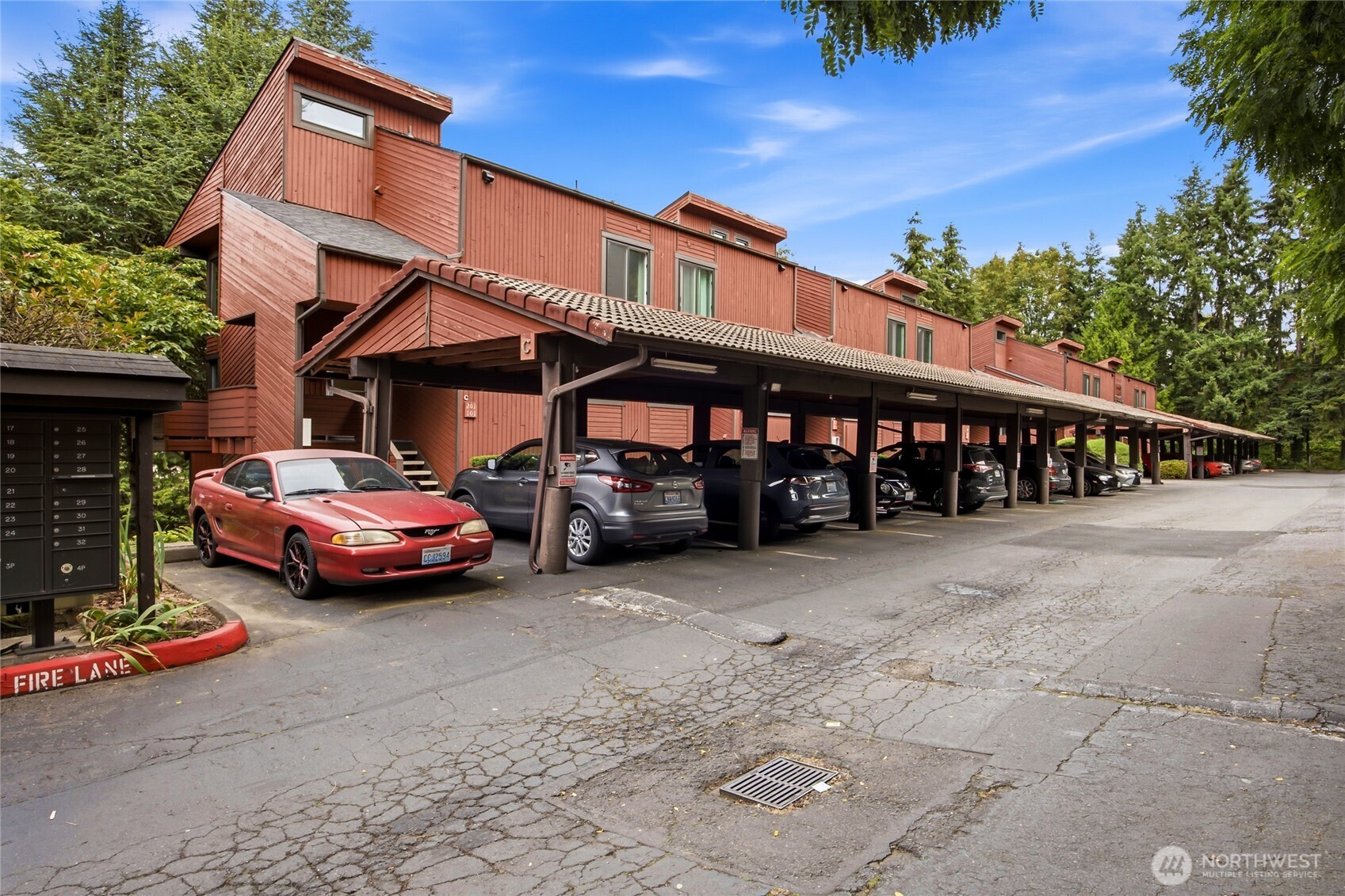 1208 S 216th Street #C201, Seattle, WA 98198, photo 4 of 33