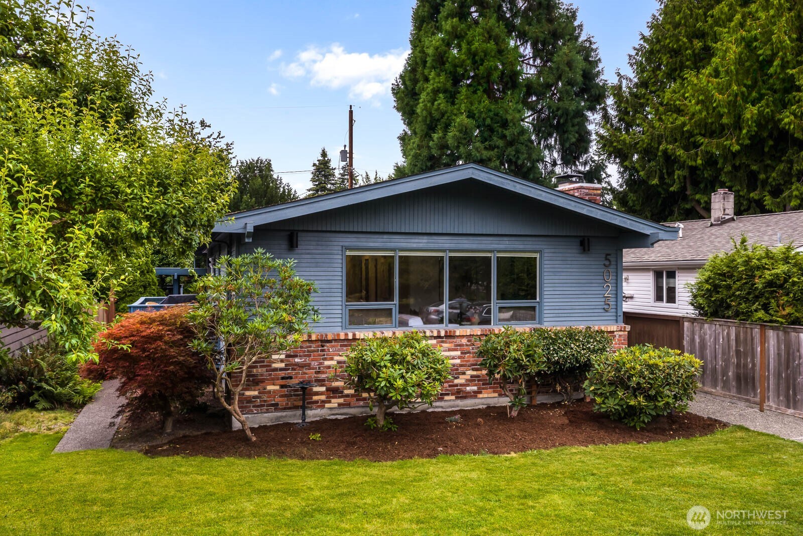 5025 48th Avenue SW