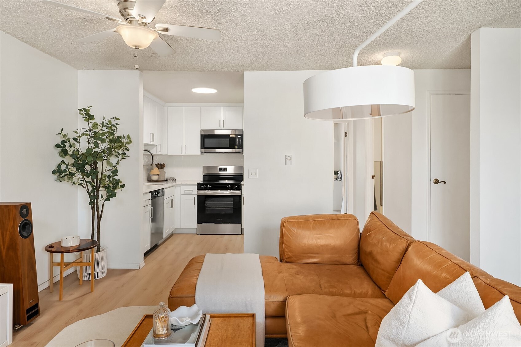 3009 3rd Avenue W #6