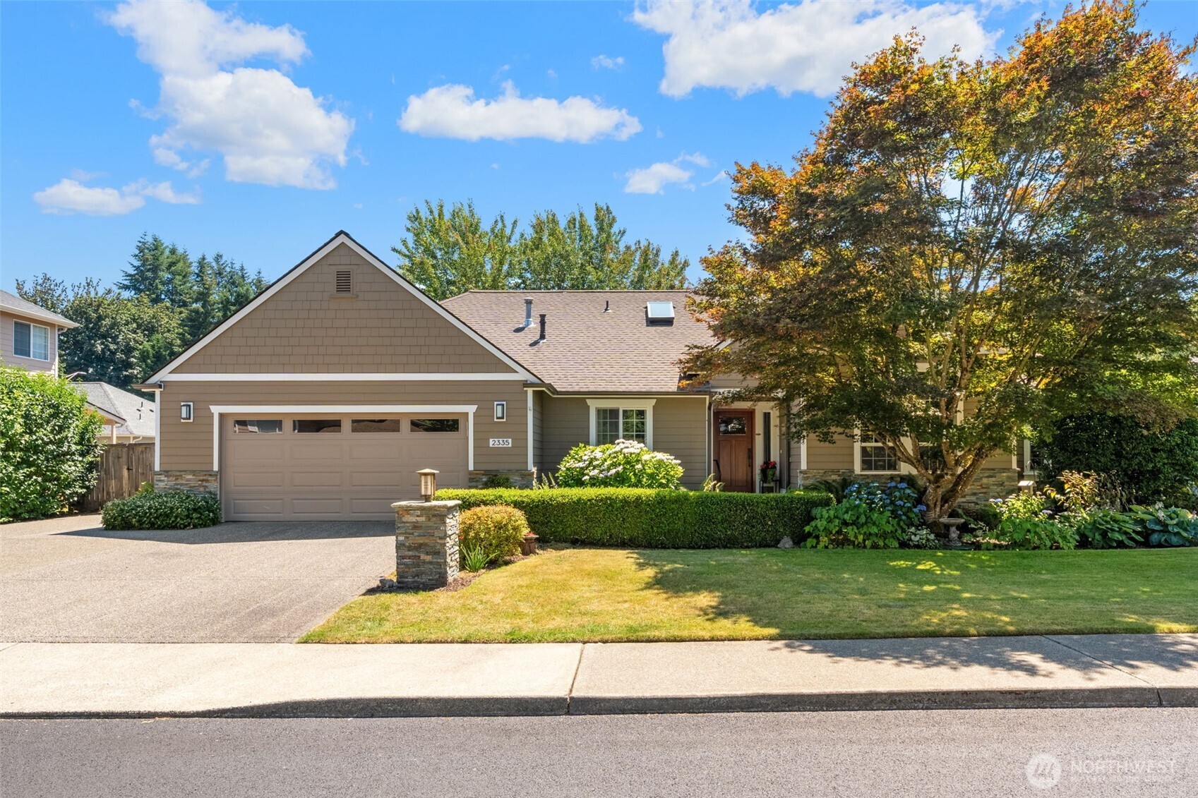 2335 Cedar Park Loop SE
