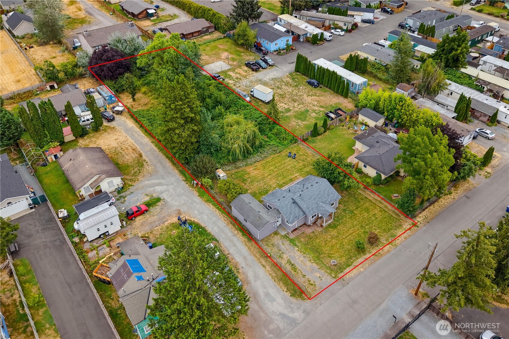 216 4th Avenue SW