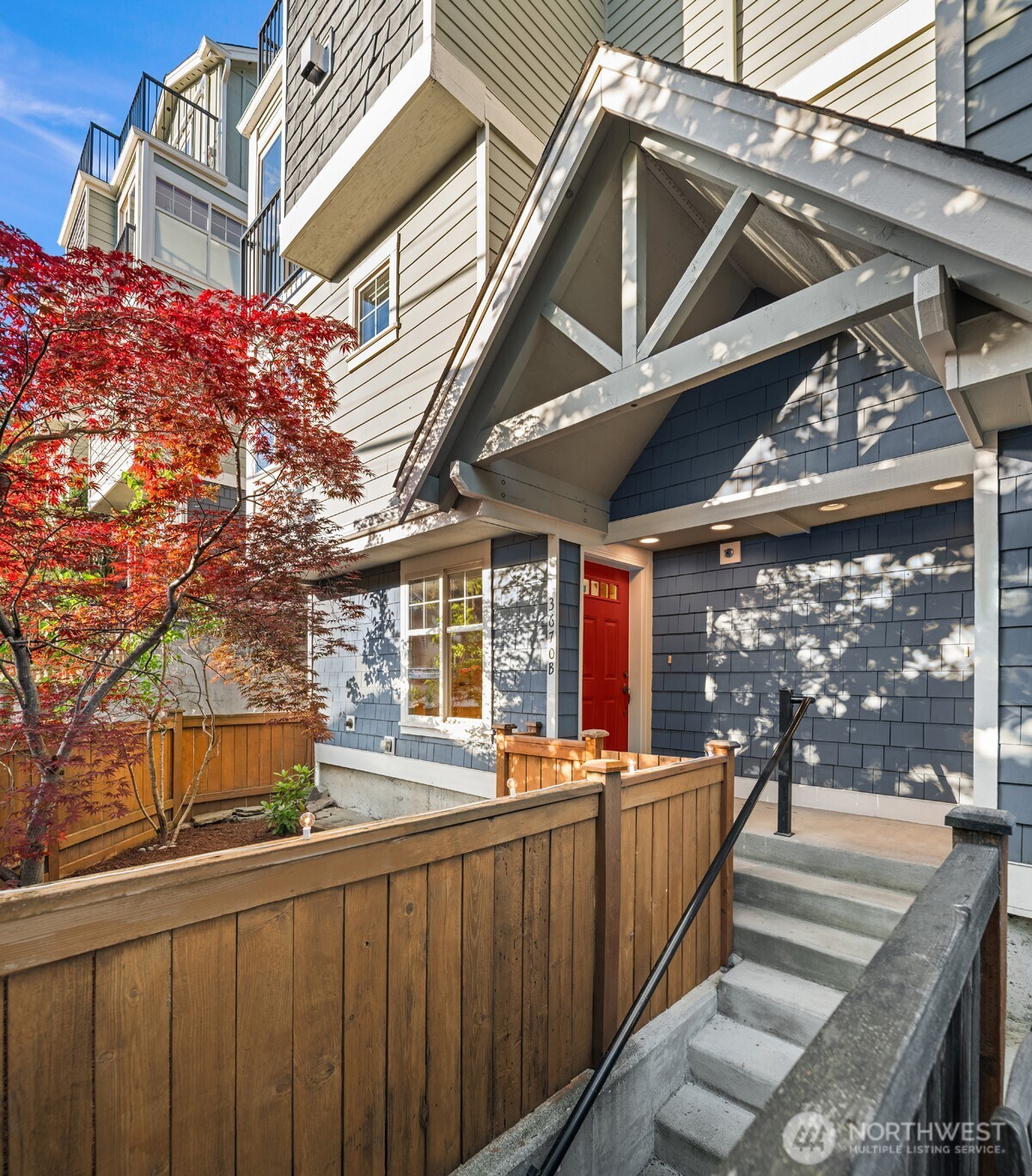 3670 Dayton Avenue N #B, Seattle, WA 98103, photo 2 of 38