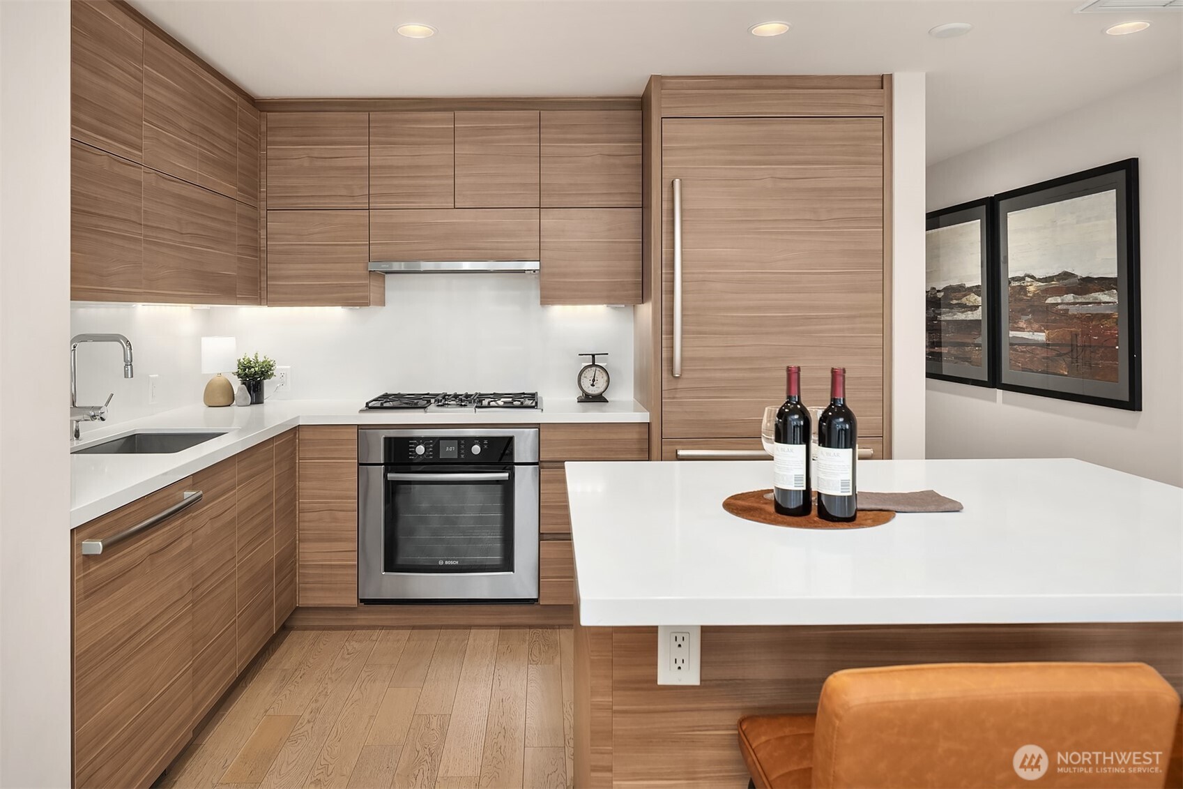 588 Bell Street #3201S, Seattle, WA 98121, photo 5 of 40