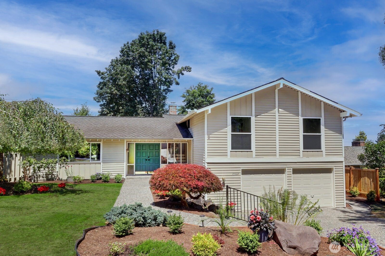 15522 SE 44th Place, Bellevue, WA 98006, photo 2 of 2