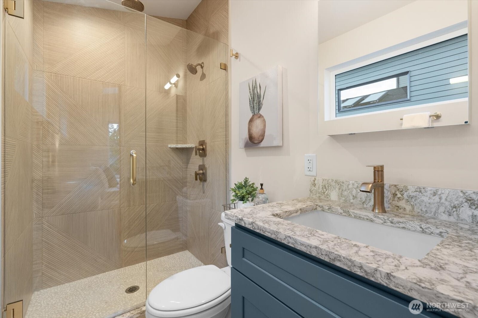 3704 NE 137th Street, Seattle, WA 98125, photo 5 of 16