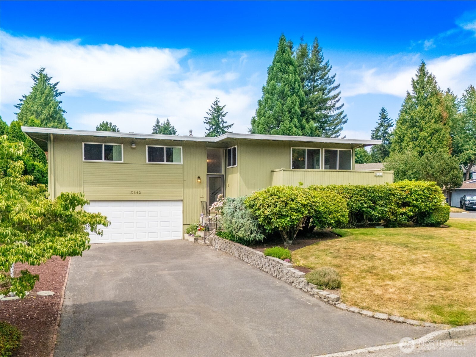 10842 NE 149th Street