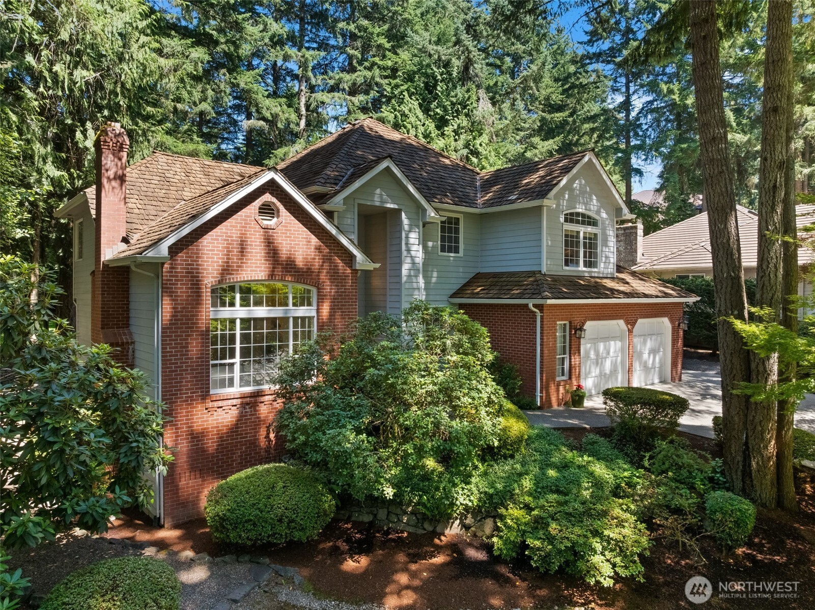 4923 Canterwood Drive NW