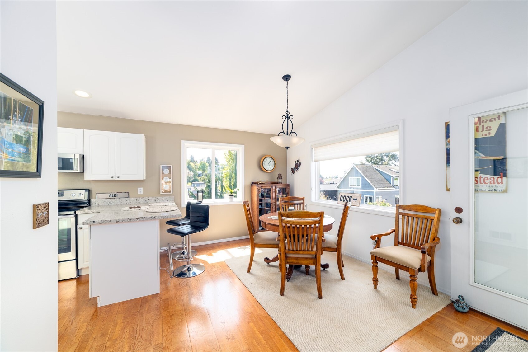 2443 55th Avenue SW #2A, Seattle, WA 98116, photo 5 of 22